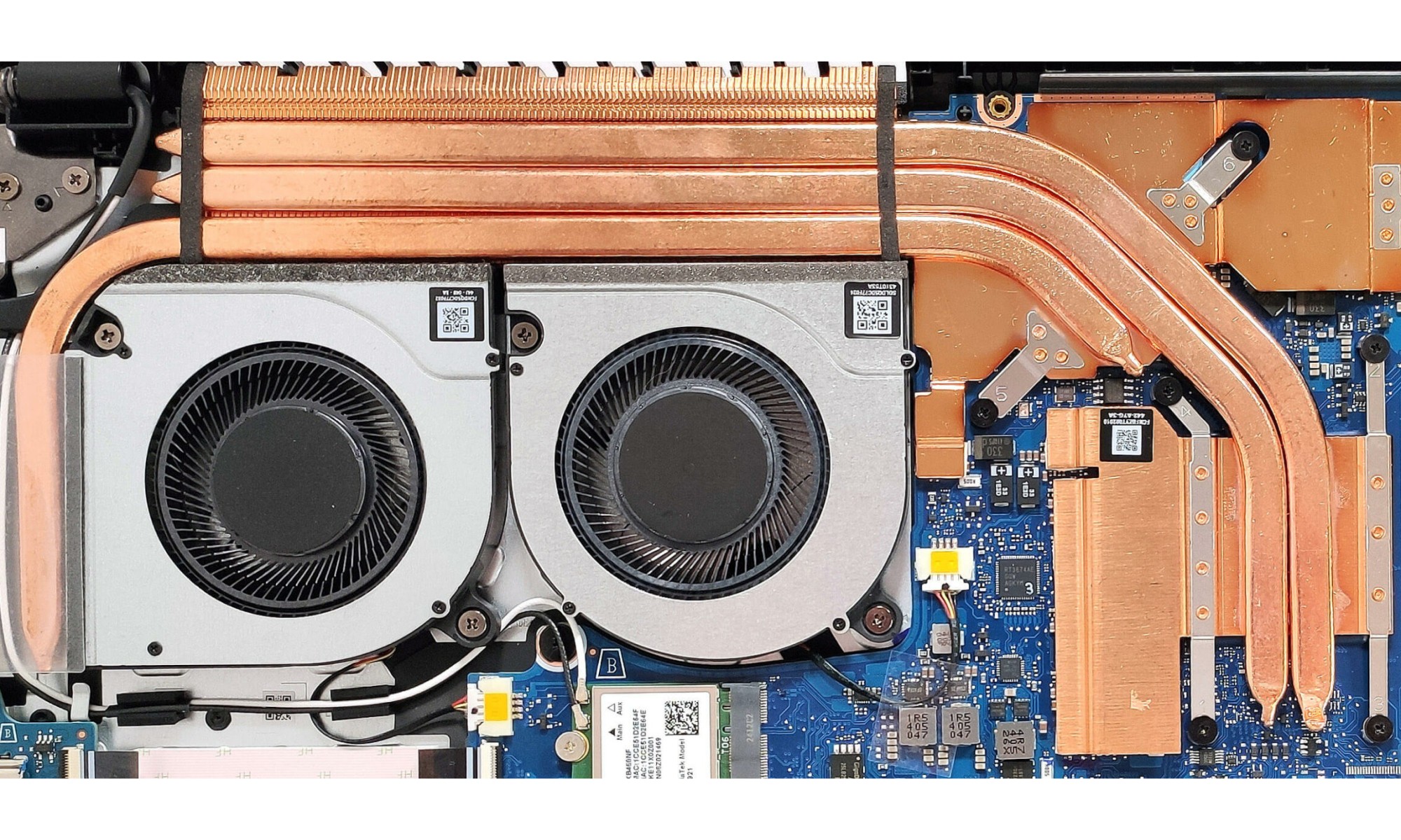 Set ventilatoare compatibile Acer Nitro V ANV15-41, ANV15-51, Aspire 7 A715-78GP, DFSCK22115181R, EG75091S1-1C020-S9A, DFSCL12E16486N, EG75091S1-1C040-S9A, FCNDQ5DC77F022 FCNDQ5DC77F021 Set ventilatoare compatibile Acer Nitro V ANV15-41, ANV15-51, Aspire 7 A715-78GP, DFSCK22115181R, EG75091S1-1C020-S9A, DFSCL12E16486N, EG75091S1-1C040-S9A, FCNDQ5DC77F022 FCNDQ5DC77F021