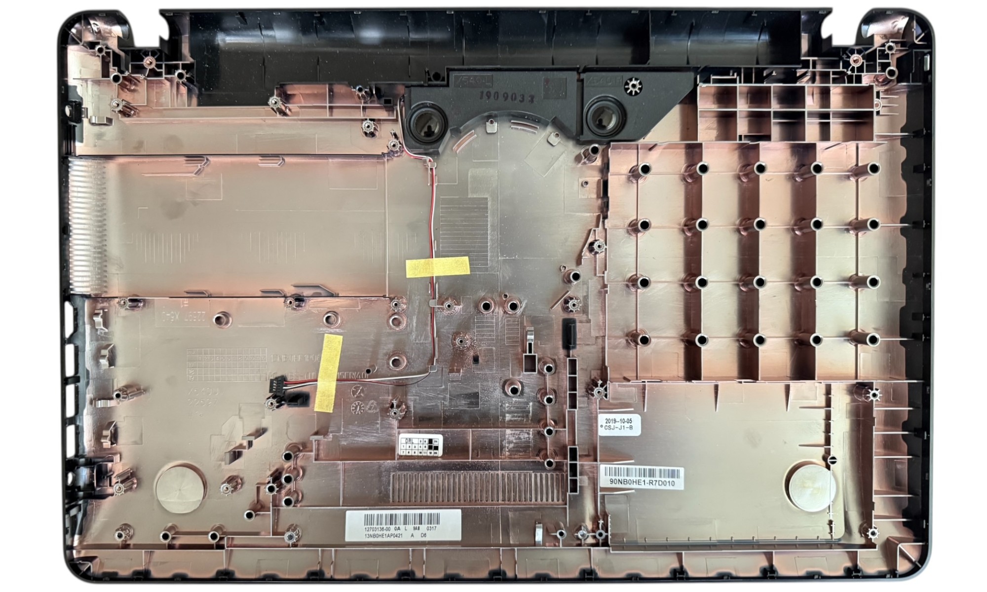Carcasa inferioara bottom Asus VivoBook 15 X540BA, X540BP, X540LA, X540MA, X540MB, X540NA, X540NV, X540UA, X540UB, X540UV, neagra, model 90NB0HE1-R7D010 Carcasa inferioara bottom Asus VivoBook 15 X540BA, X540BP, X540LA, X540MA, X540MB, X540NA, X540NV, X540UA, X540UB, X540UV, neagra, model 90NB0HE1-R7D010